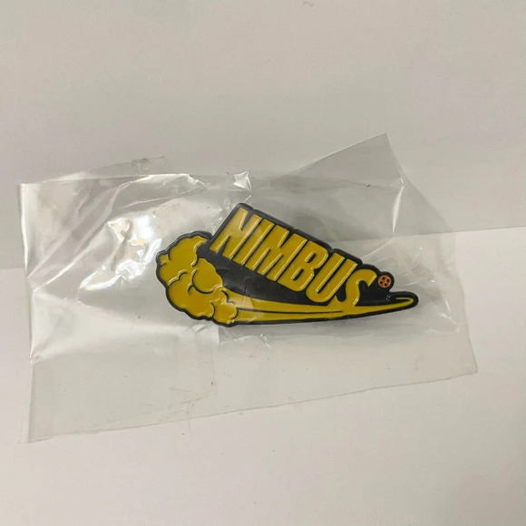 Dragon Ball Z Flying Nimbus Enamel Metal Pin Double Rubber Backing - Picture 1 of 8
